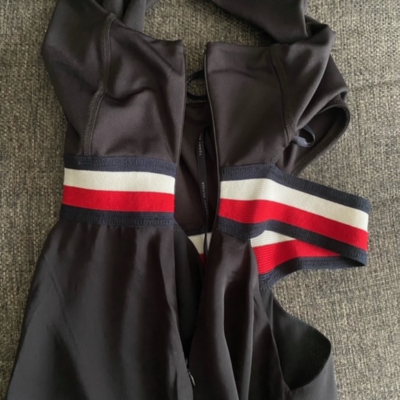 Gigi Hadid Tommy Hilfiger Dress - Picture 10 of 10